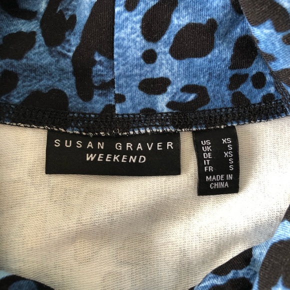 Susan Graver Weekend blue and black cheetah print tunic - Picture 6 of 6